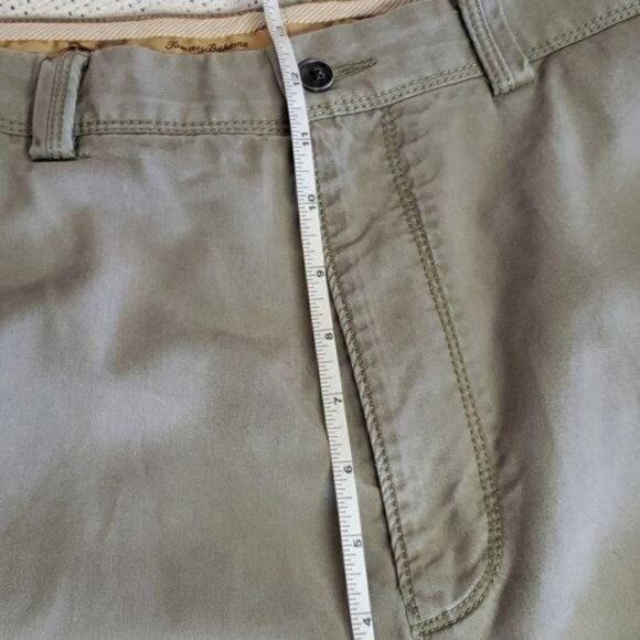 Tommy Bahama Embroidered Logo High Rise Green-Khaki Sz 38 Shorts w Pockets - Picture 15 of 15